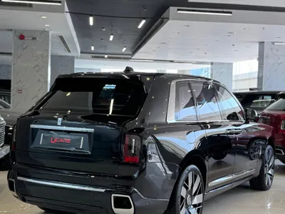 2020 Rolls-Royce Cullinan Silver Badge