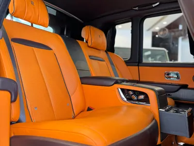 2020 Rolls-Royce Cullinan Silver Badge
