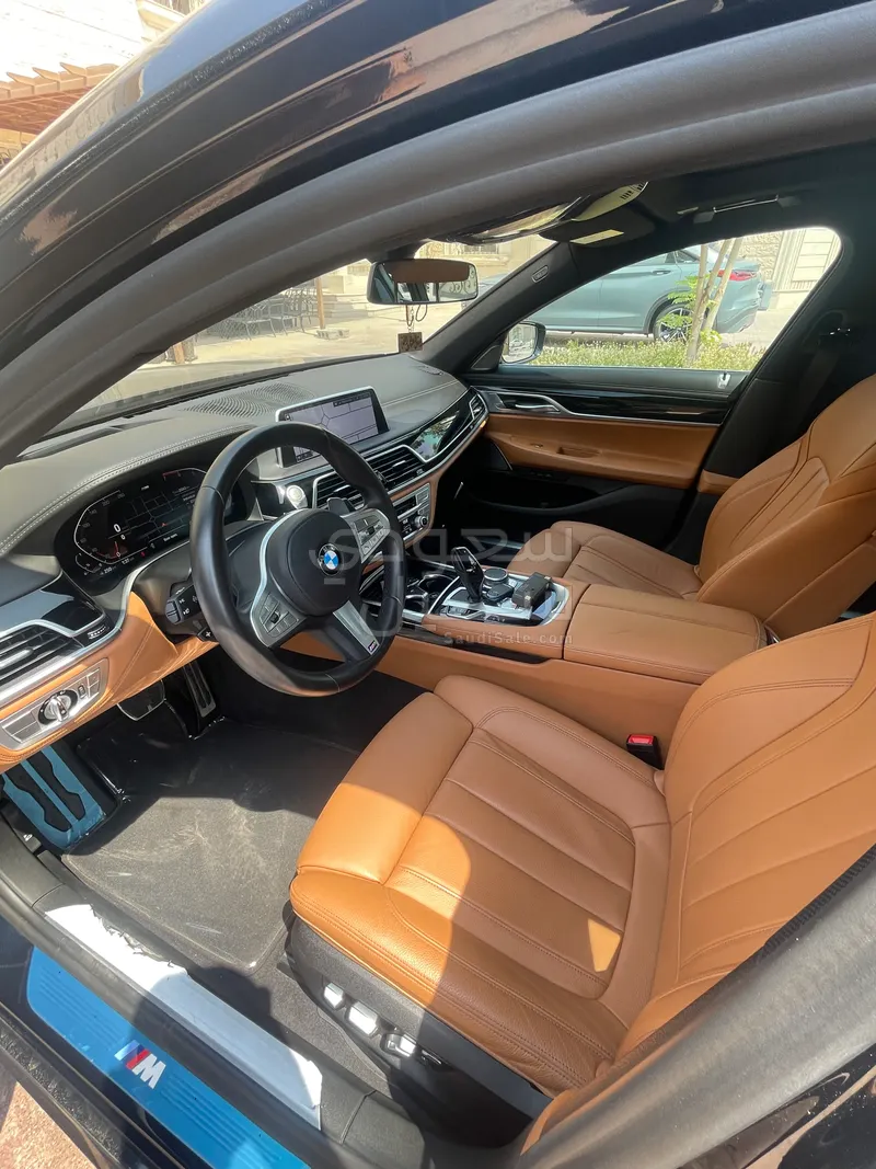 2022 BMW 7 Series 730Li