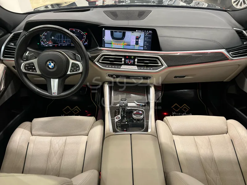2023 BMW X Series 6 M50i