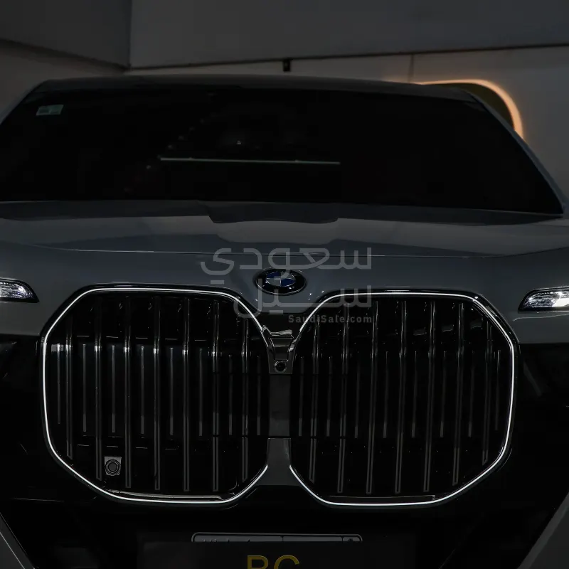 2023 BMW 7 Series 735i