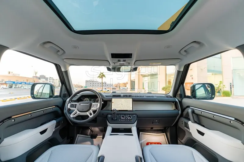 2025 Land Rover Defender 110