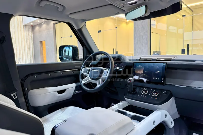 2025 Land Rover Defender 110