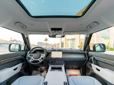 2025 Land Rover Defender 110