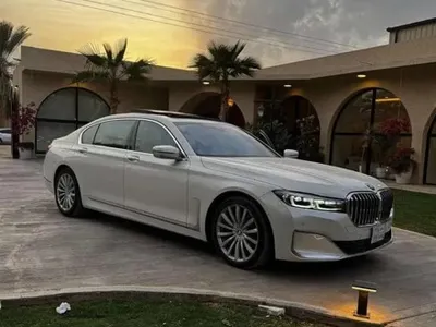 2020 بي ام دبليو الفئة السابعة 730 إل أي