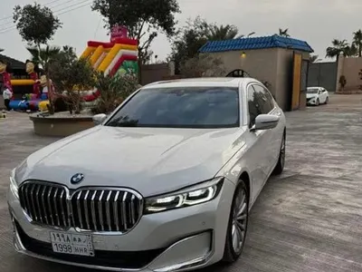 2020 بي ام دبليو الفئة السابعة 730 إل أي
