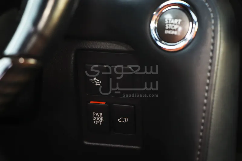 2018 لكزس إل إكس 570 اس