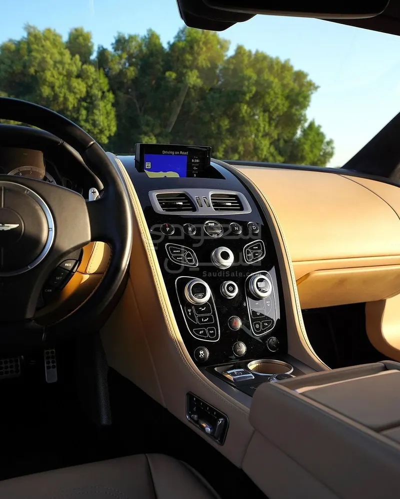 2016 Aston Martin Rapide