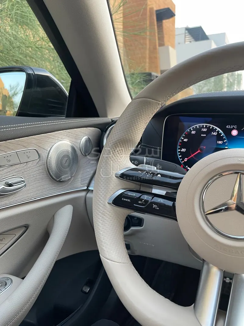 2021 Mercedes-Benz E 200 Coupe AMG