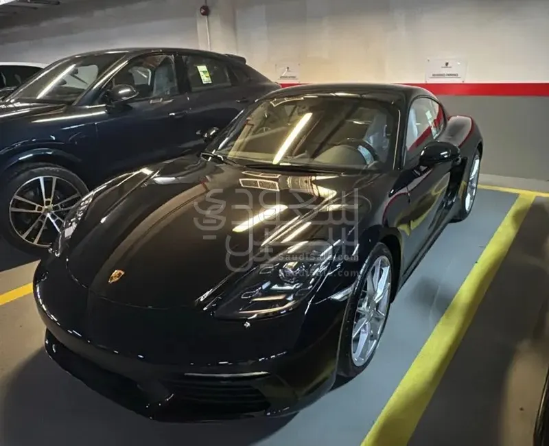 2025 Porsche 718 Cayman