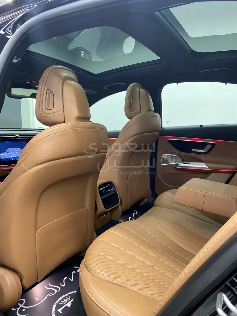 2025 Mercedes-Benz E 300 AMG