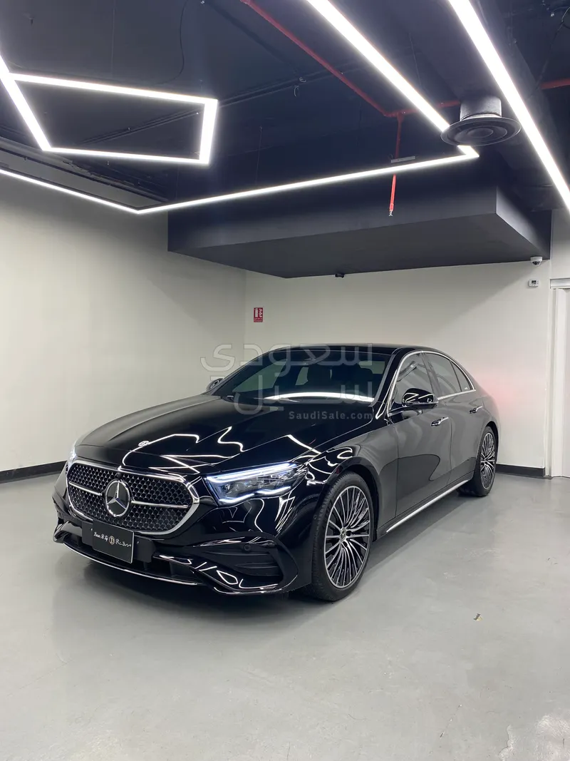 2025 Mercedes-Benz E 300 AMG