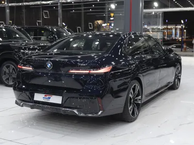2026 بي ام دبليو الفئة السابعة 735أي