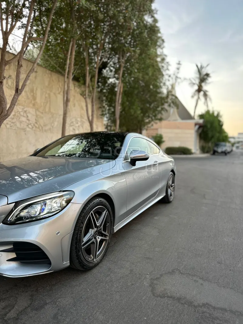2022 Mercedes-Benz C 200