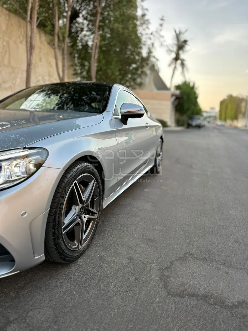 2022 Mercedes-Benz C 200