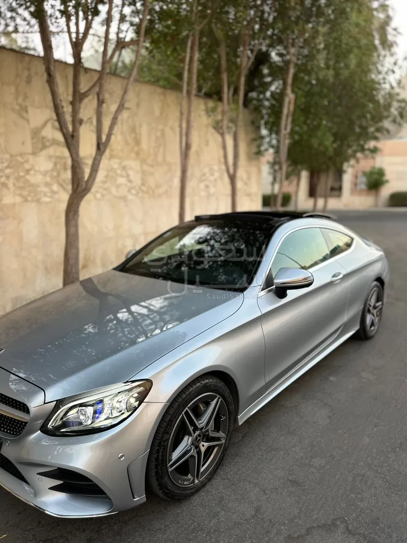 2022 Mercedes-Benz C 200