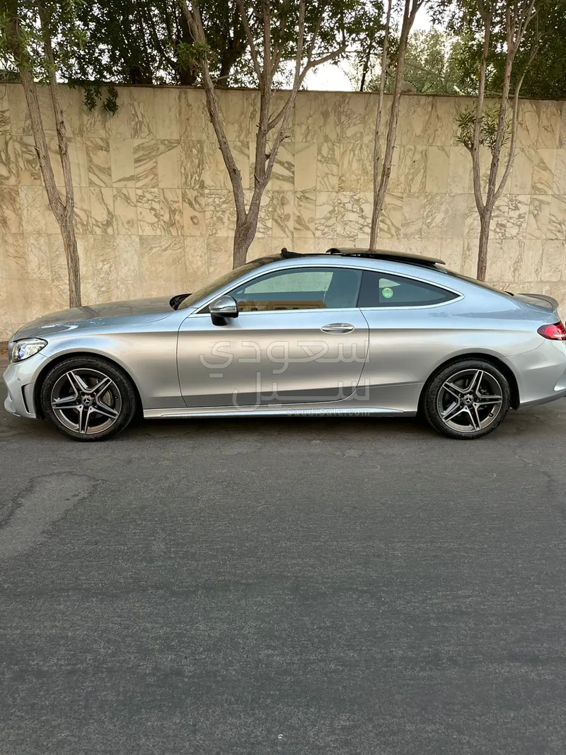 2022 Mercedes-Benz C 200