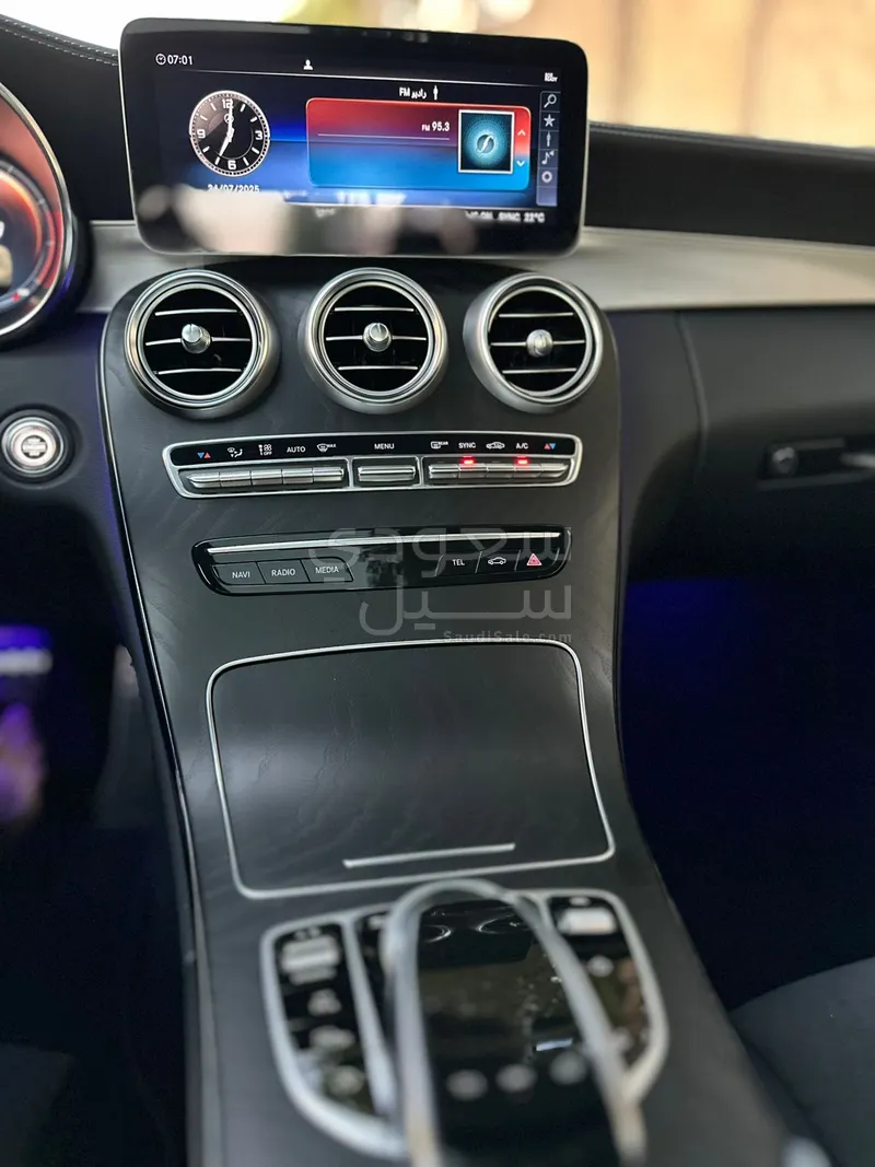 2022 Mercedes-Benz C 200