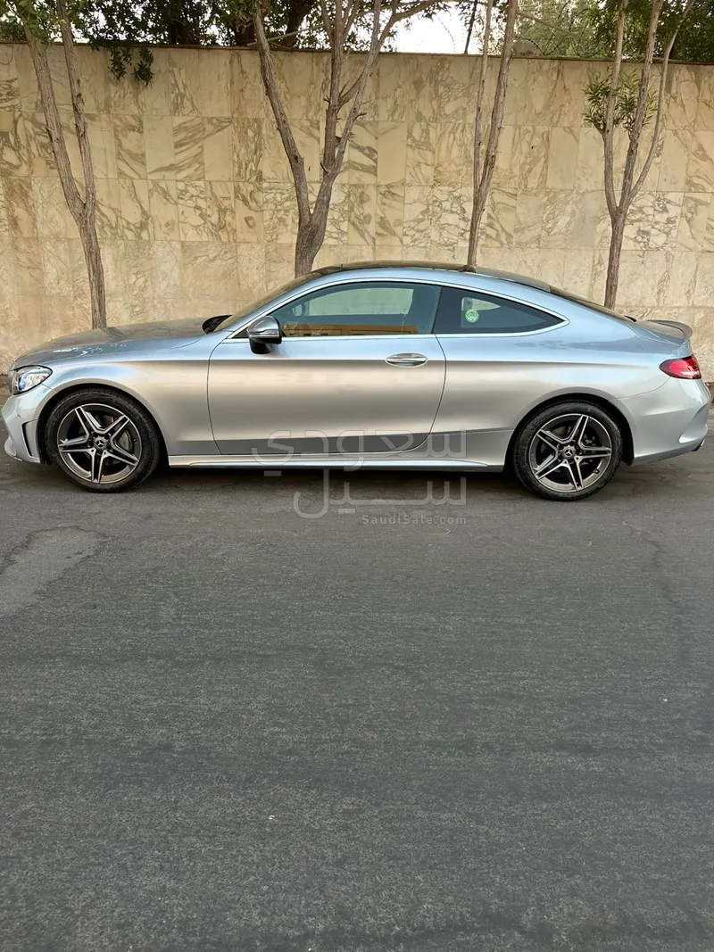 2022 Mercedes-Benz C 200