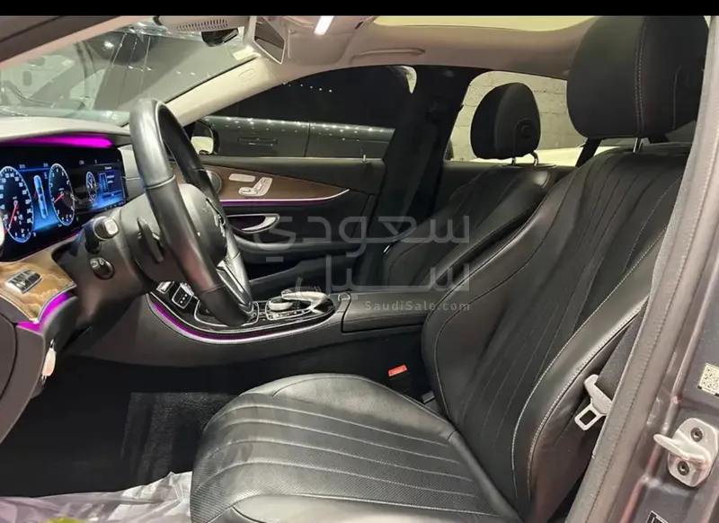 2019 Mercedes-Benz E 300