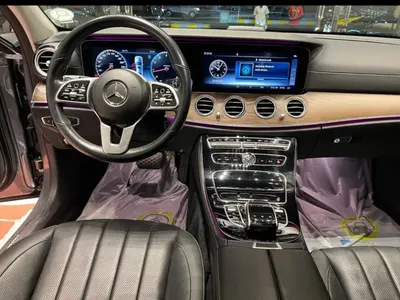 2019 Mercedes-Benz E 300