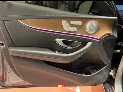 2019 Mercedes-Benz E 300