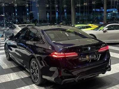2025 BMW 5 Series 520i Mkit