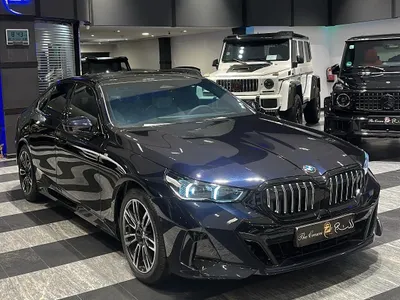 2025 BMW 5 Series 520i Mkit