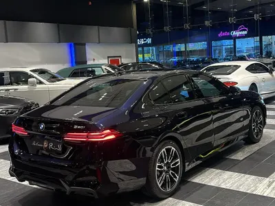 2025 BMW 5 Series 520i Mkit