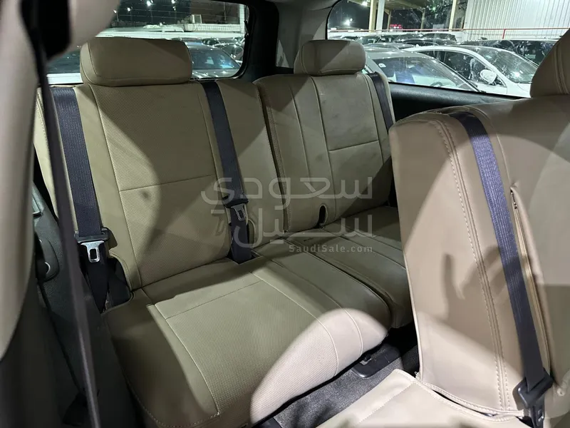 2014 Chevrolet Suburban LT