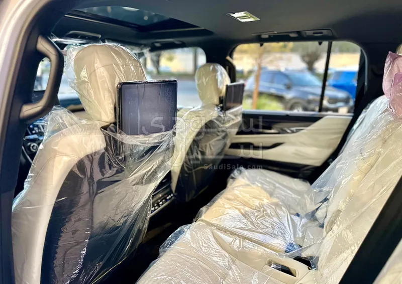 2024 Lexus LX 600