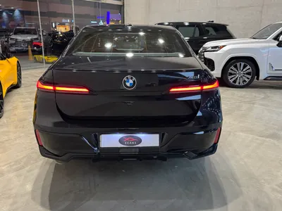2023 BMW 7 Series 740i