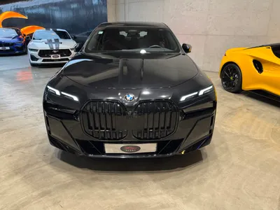 2023 BMW 7 Series 740i