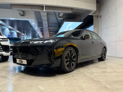2023 BMW 7 Series 740i