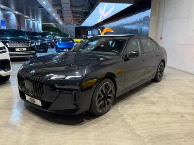 2023 BMW 7 Series 740i