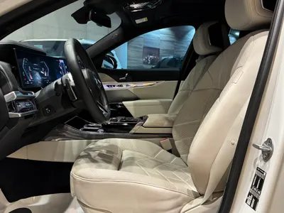 2023 BMW 7 Series 740i