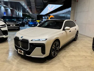 2023 BMW 7 Series 740i