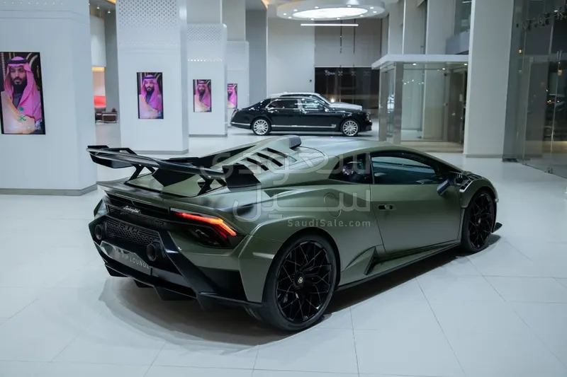 2022 Lamborghini Huracán STO