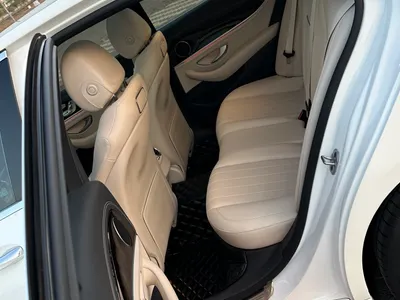 2021 Mercedes-Benz E 200