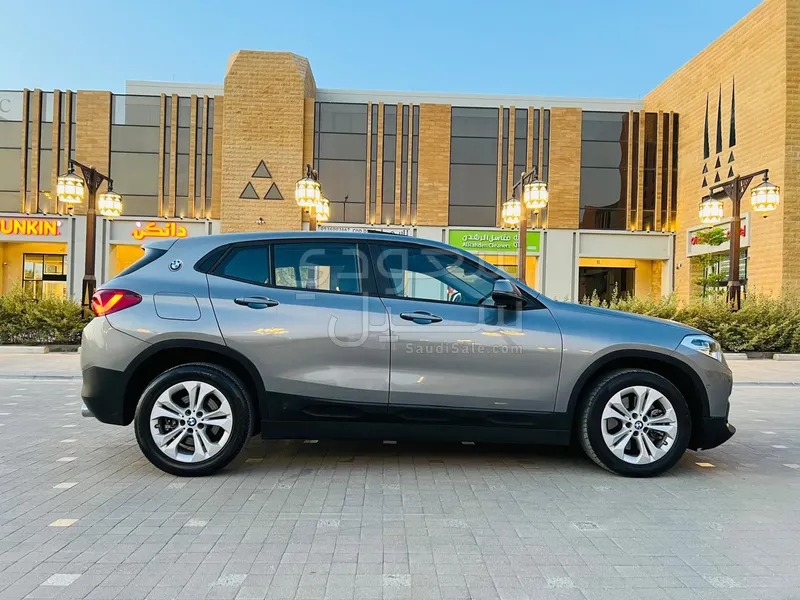 2023 BMW X Series 2