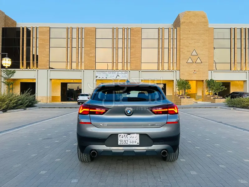 2023 BMW X Series 2