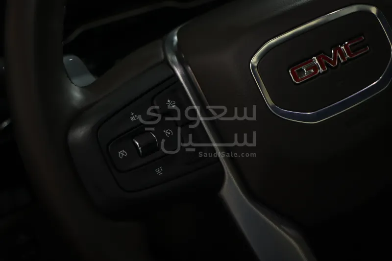 2025 جي ام سي سييرا اليفيشن