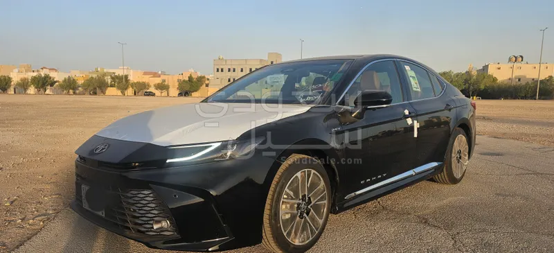 2025 Toyota Camry Lumiere