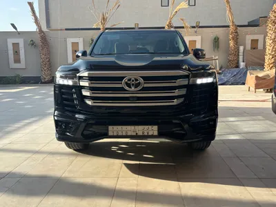 2024 تويوتا لاند كروزر جي اكس ار