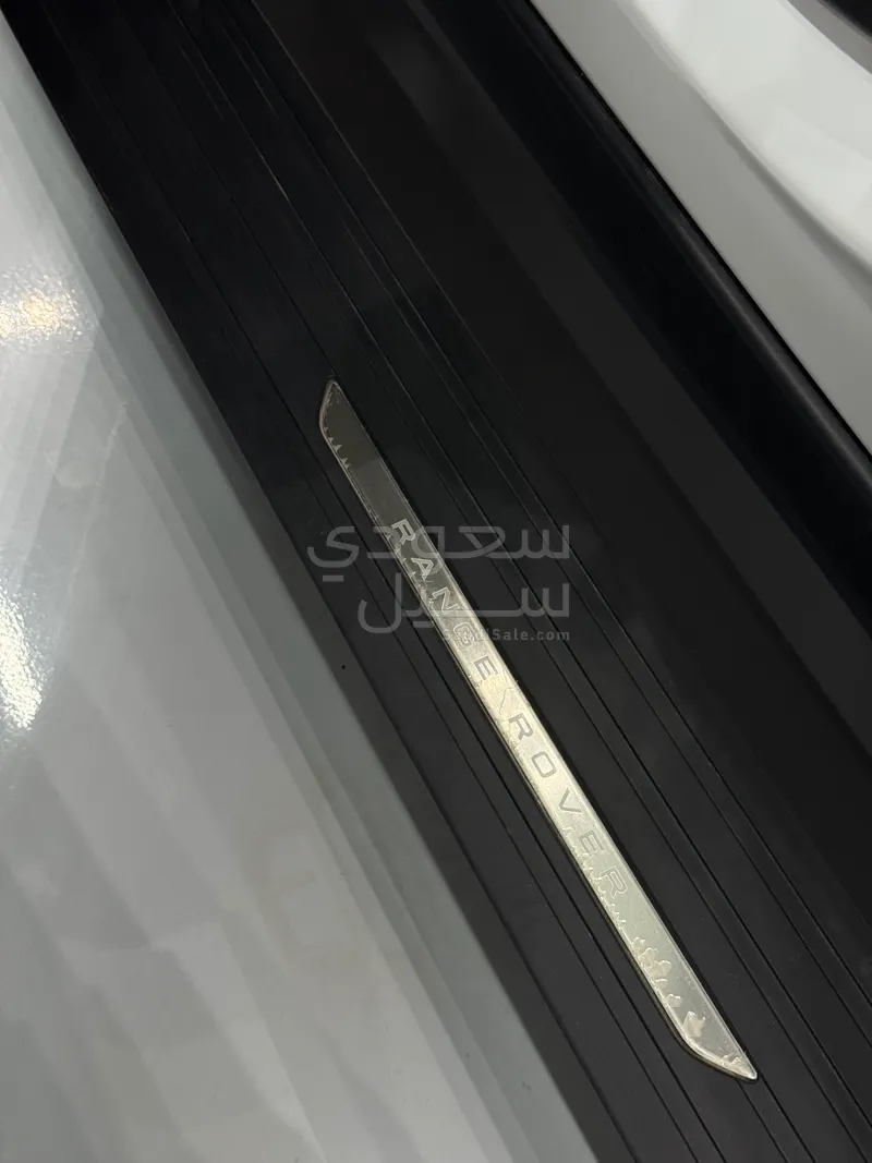 2022 لاند روفر رينج روفر اتش اس اي