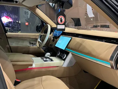 2023 لاند روفر رينج روفر اس في اوتوبيوغرافي