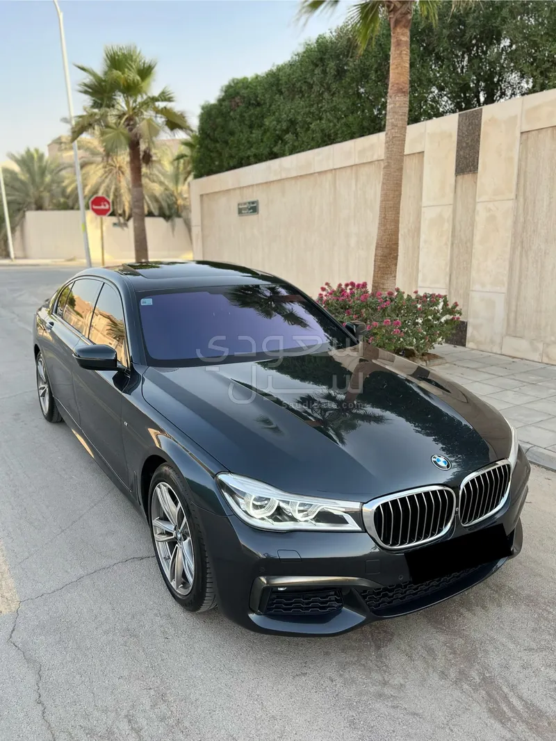 2016 بي ام دبليو الفئة السابعة 740 إل أي