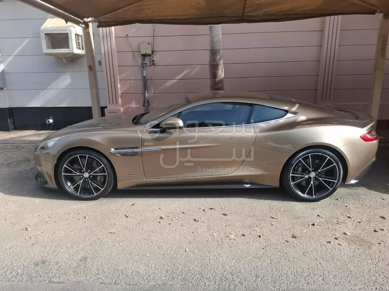 2014 Aston Martin Vanquish