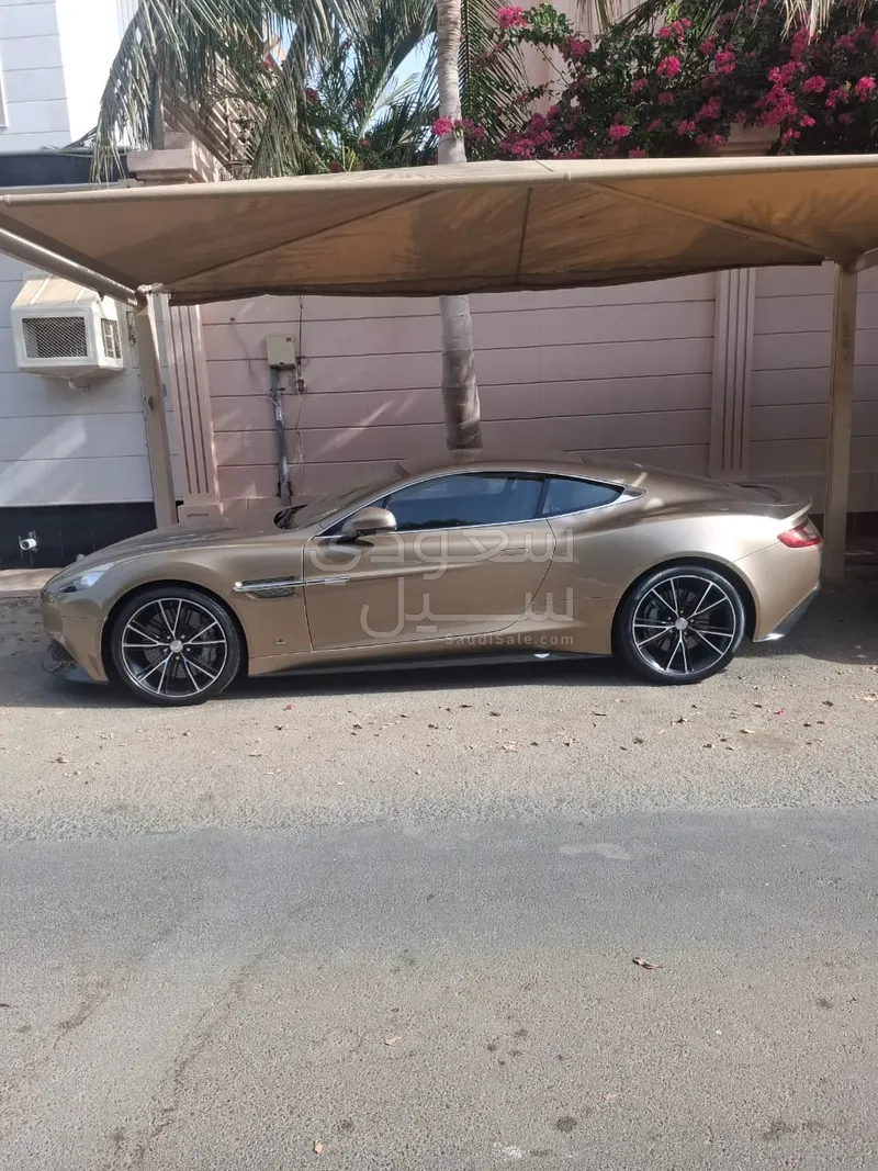 2014 Aston Martin Vanquish