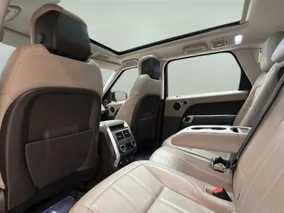 2020 Land Rover Range Rover Sport SE